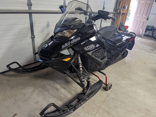 Ski-Doo Renegade 850 etec 